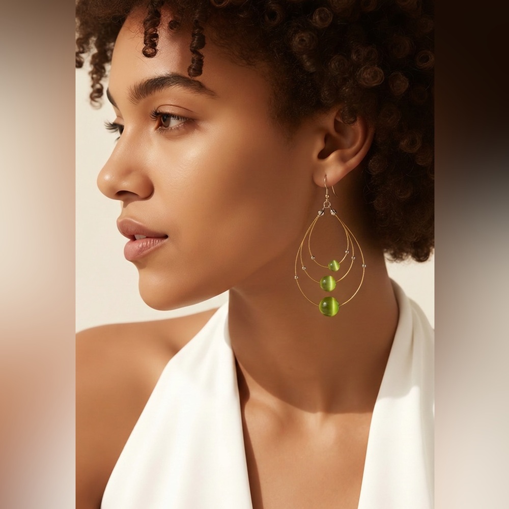 Elegant Green and Gold Tone Earrings